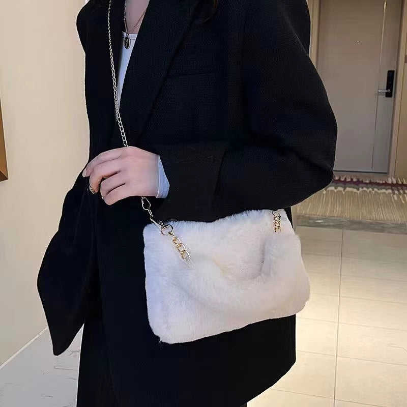 Autumn and Winter Plush Handbag for Woman New Small Chain Crossbody Bag Fashion Small Square Bag Single Shoulder Bag